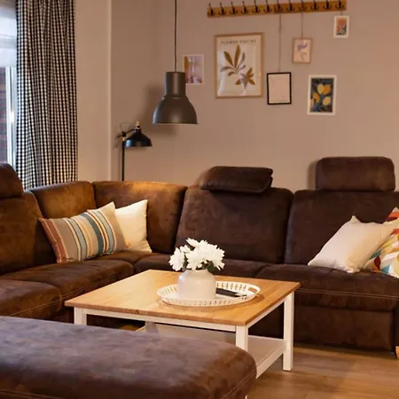 Διαμέρισμα H E R R Nilsson - Fuer Familien Und Radfahrer Im Emsland, Eg, Garten,fahrradgarage Werlte